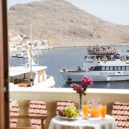 Villa Antonis Chalki Town Екстер'єр фото